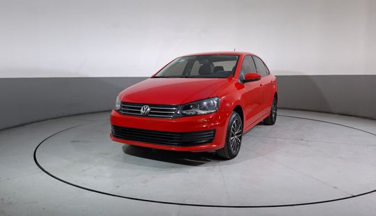Volkswagen • Vento