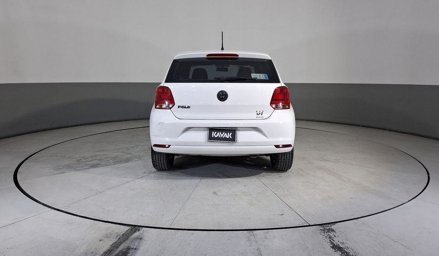 Volkswagen Polo 1.6 MT Hatchback 2015