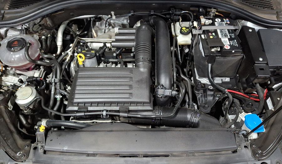 Volkswagen Jetta 1.4 COMFORTLINE AUTO Sedan 2023