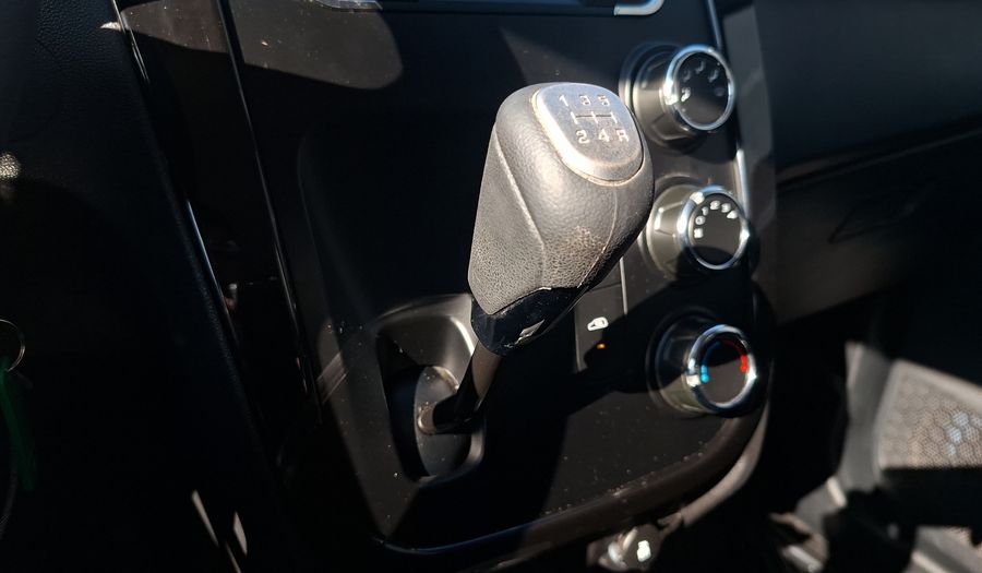 Mahindra Kuv 100 1.2 ELITE Suv 2022