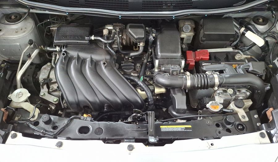 Nissan March 1.6 ADVANCE AT Hatchback 2017