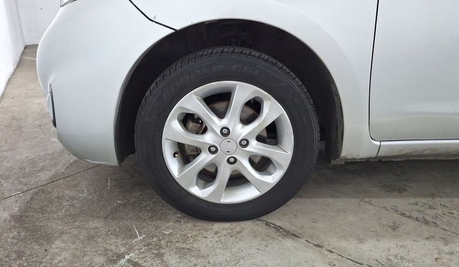 Nissan March 1.6 ADVANCE AT Hatchback 2017
