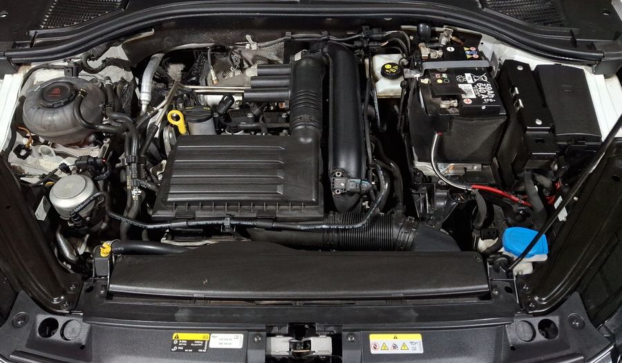 Volkswagen Jetta 1.4 COMFORTLINE AUTO Sedan 2024