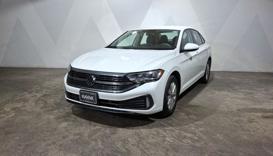 Volkswagen • Jetta