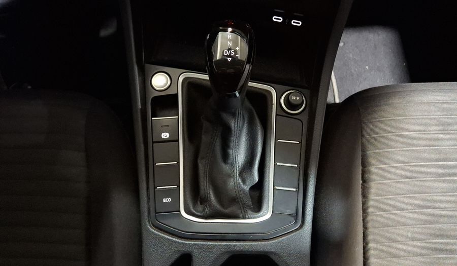 Volkswagen Jetta 1.4 COMFORTLINE AUTO Sedan 2024