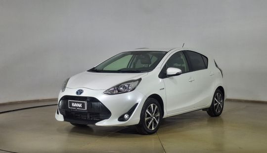 Toyota • Prius