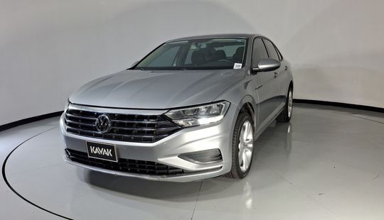 Volkswagen • Jetta