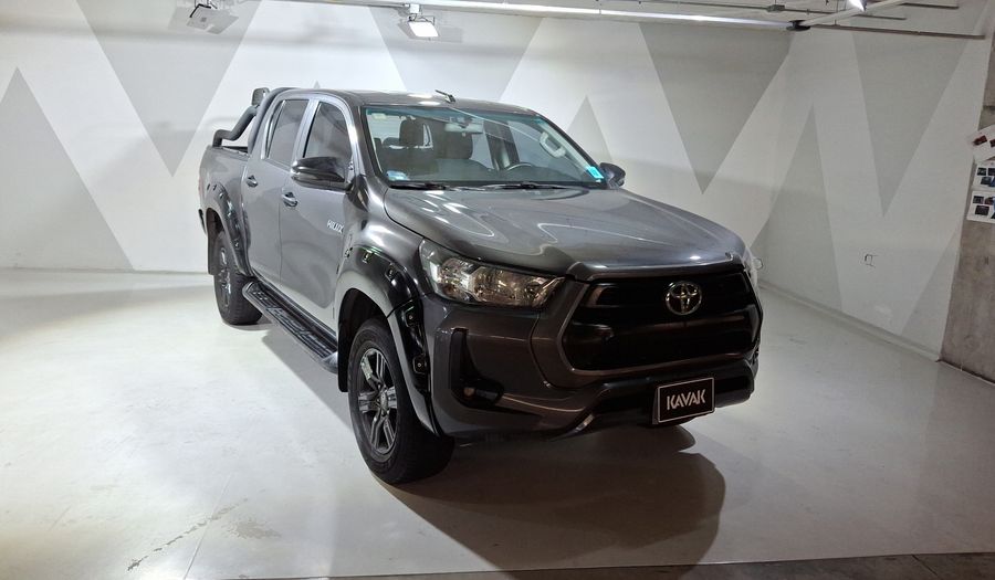 Toyota Hilux 2.7 SR DOBLE CABINA Pickup 2022