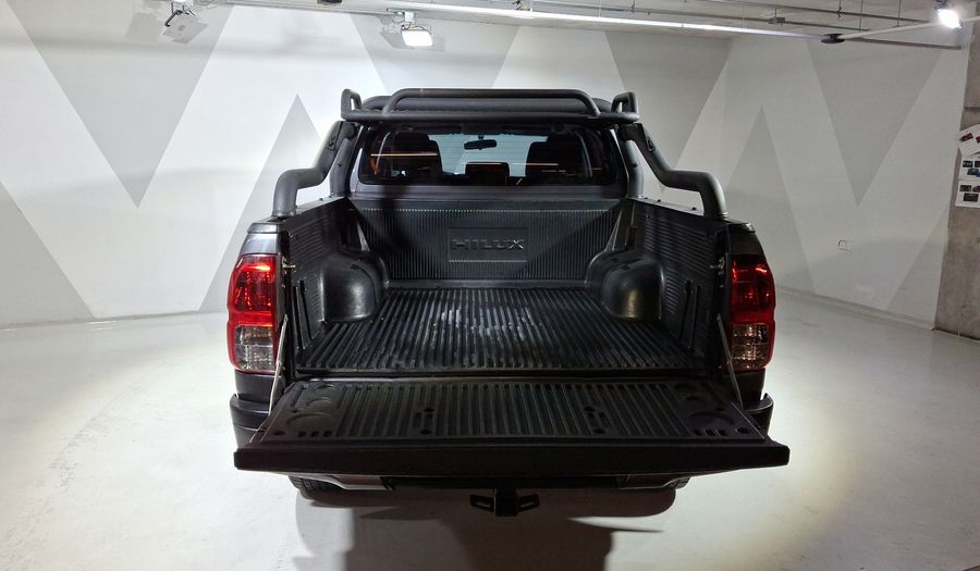 Toyota Hilux 2.7 SR DOBLE CABINA Pickup 2022