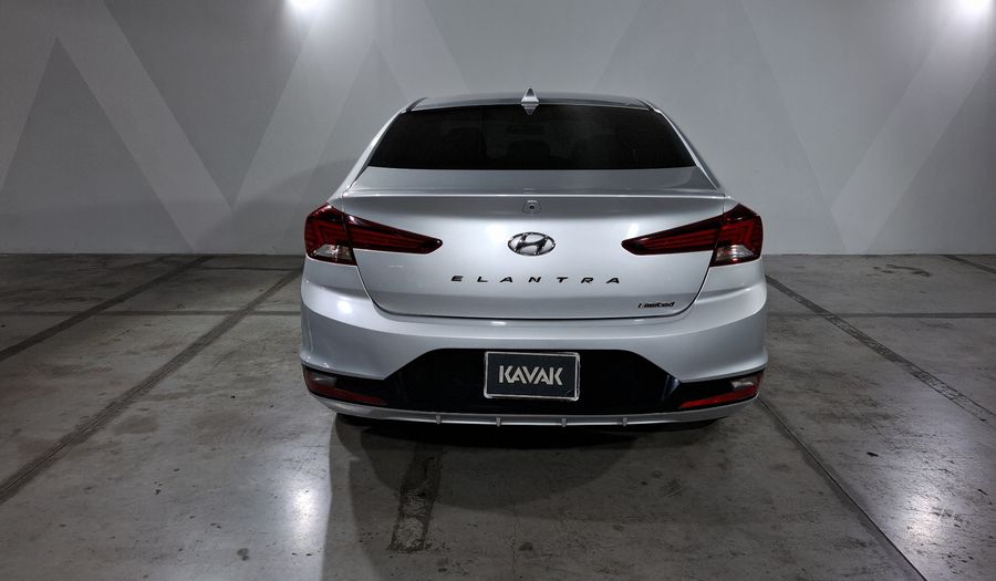 Hyundai Elantra 2.0 LIMITED TECH NAVI AUTO Sedan 2019