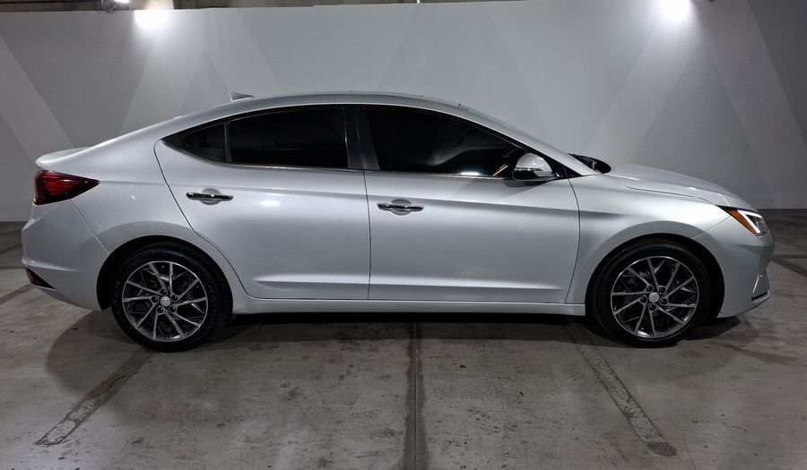 Hyundai Elantra 2.0 LIMITED TECH NAVI AUTO Sedan 2019