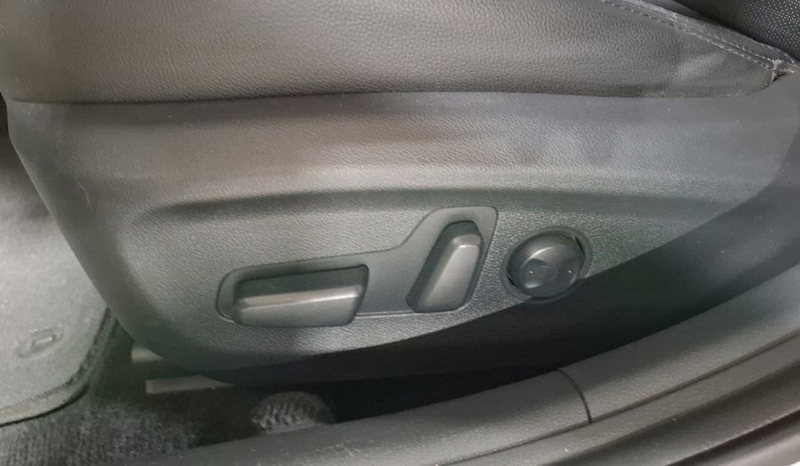 Hyundai Elantra 2.0 LIMITED TECH NAVI AUTO Sedan 2019