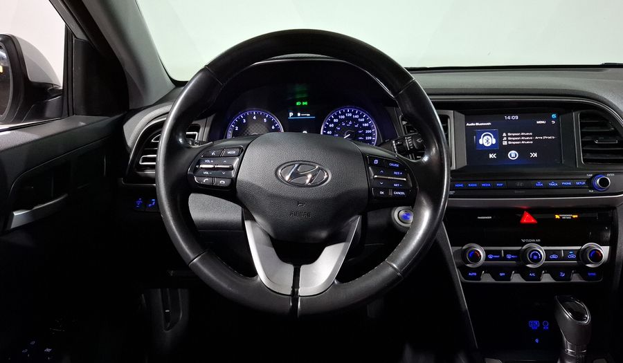 Hyundai Elantra 2.0 LIMITED TECH NAVI AUTO Sedan 2019