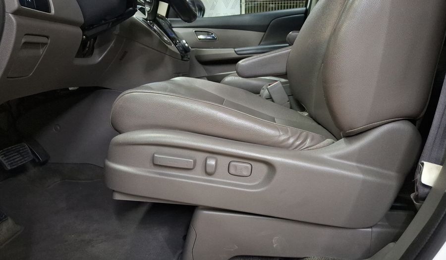 Honda Odyssey 3.5 EXL AT Minivan 2015