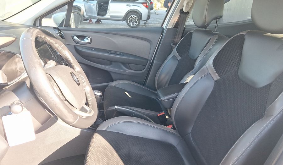Renault Clio 0.9T DYNAMIQUE Hatchback 2018