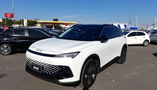 Baic • X55