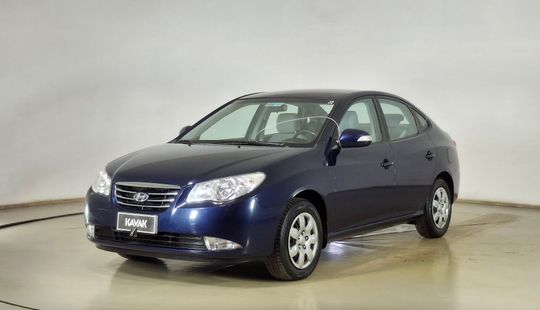 Hyundai • Elantra