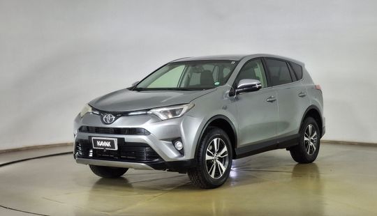 Toyota • RAV4