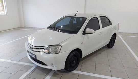 Toyota • Etios