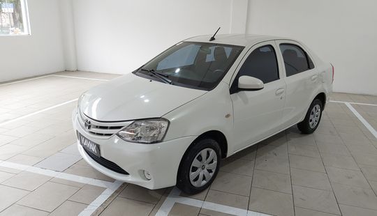 Toyota • Etios