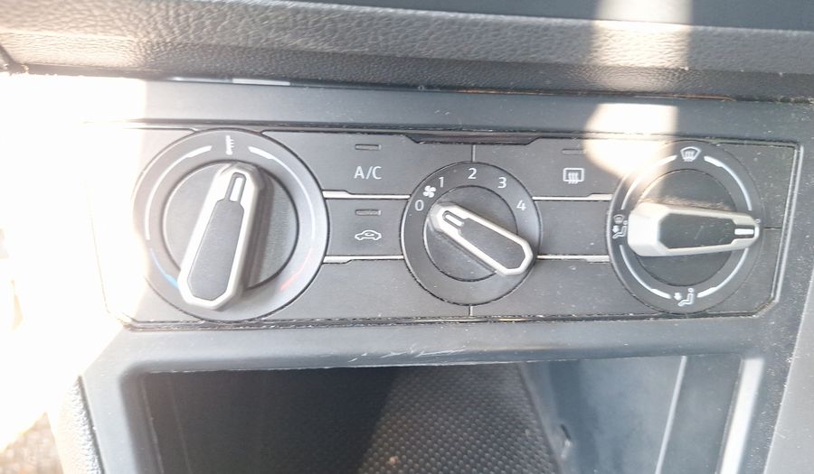 Volkswagen Polo 1.6 110 CV TRENDLINE Hatchback 2021