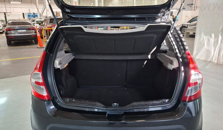 Renault Sandero Stepway 1.6 16V STEPWAY CONFORT Hatchback 2010