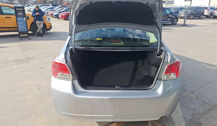 Subaru Impreza 2.0I XS CVT 4WD Sedan 2014