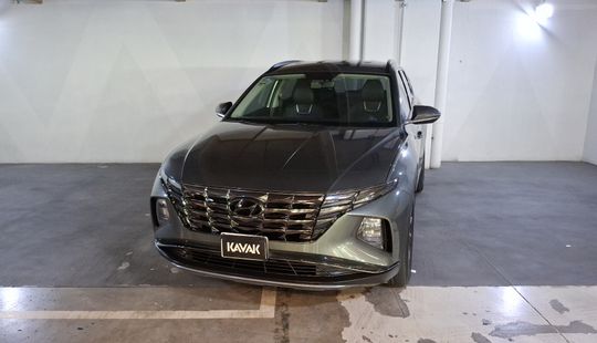 Hyundai • Tucson