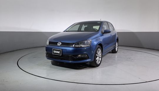 Volkswagen • Polo