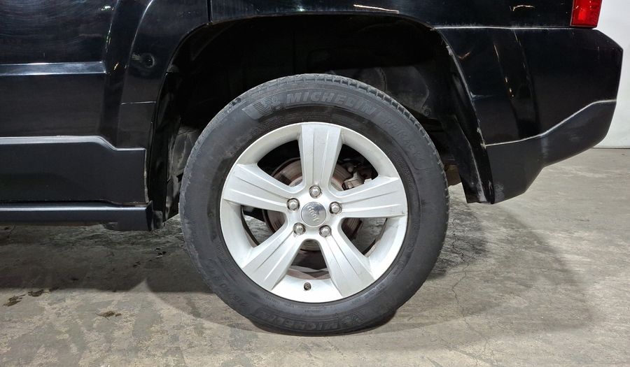 Jeep Patriot 2.4 LIMITED FWD CVT Suv 2013