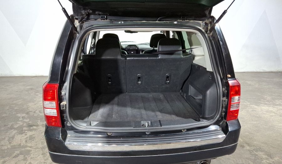 Jeep Patriot 2.4 LIMITED FWD CVT Suv 2013