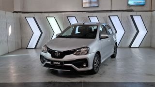 Toyota • Etios