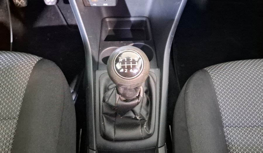 Seat Toledo 1.6 REFERENCE MT Sedan 2013