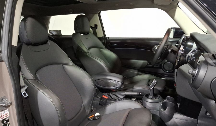 Mini Cooper S 2.0 COOPER CLASSIC DCT Hatchback 2023