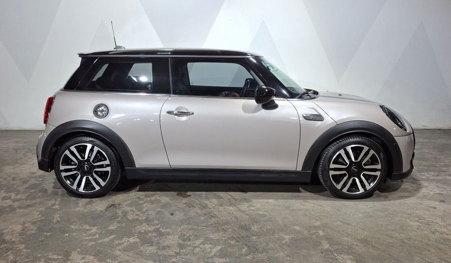 Mini Cooper S 2.0 COOPER CLASSIC DCT Hatchback 2023