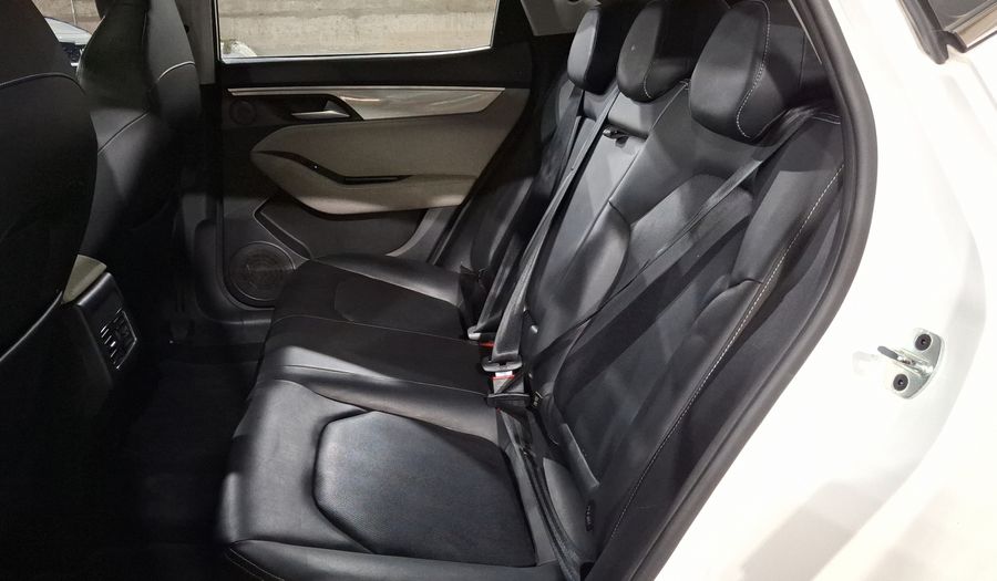 Jac J7 1.5 QUANTUM CVT Hatchback 2023