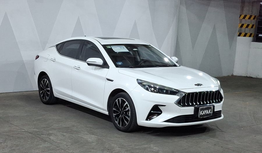 Jac J7 1.5 QUANTUM CVT Hatchback 2023