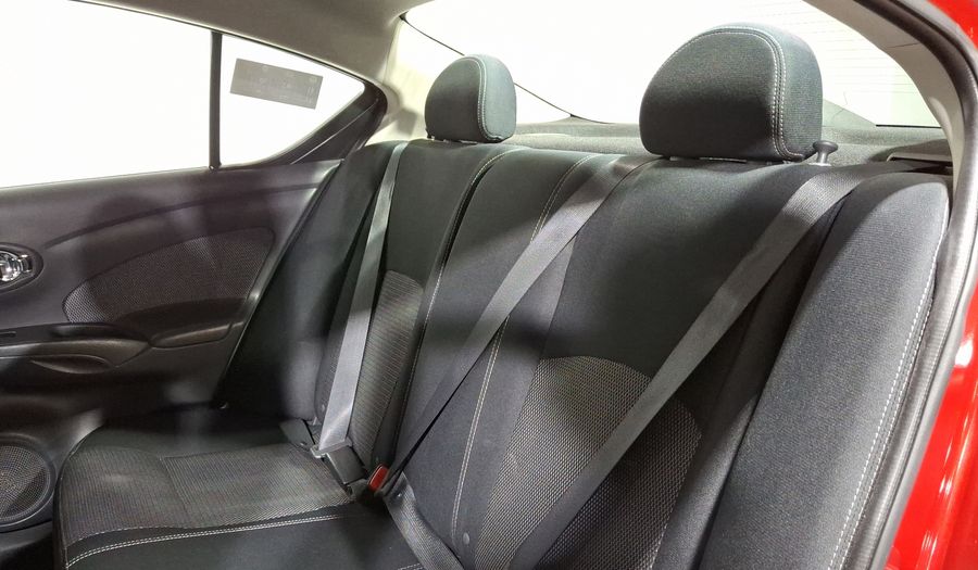 Nissan Versa 1.6 ADVANCE TA AC Sedan 2014