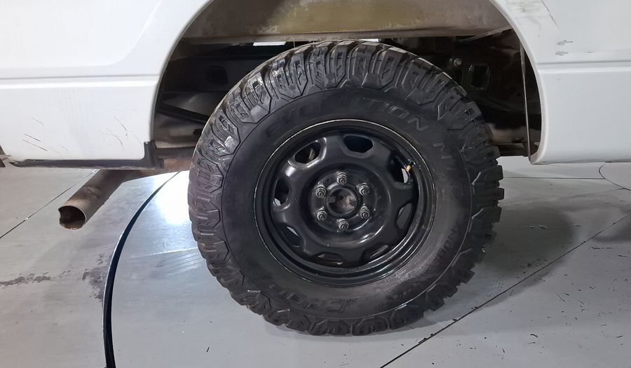 Ford F-150 5.0 XL SUP CAB 4X2 V8 AT Pickup 2013