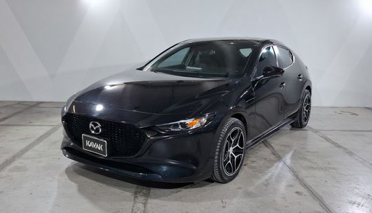 Mazda • Mazda 3