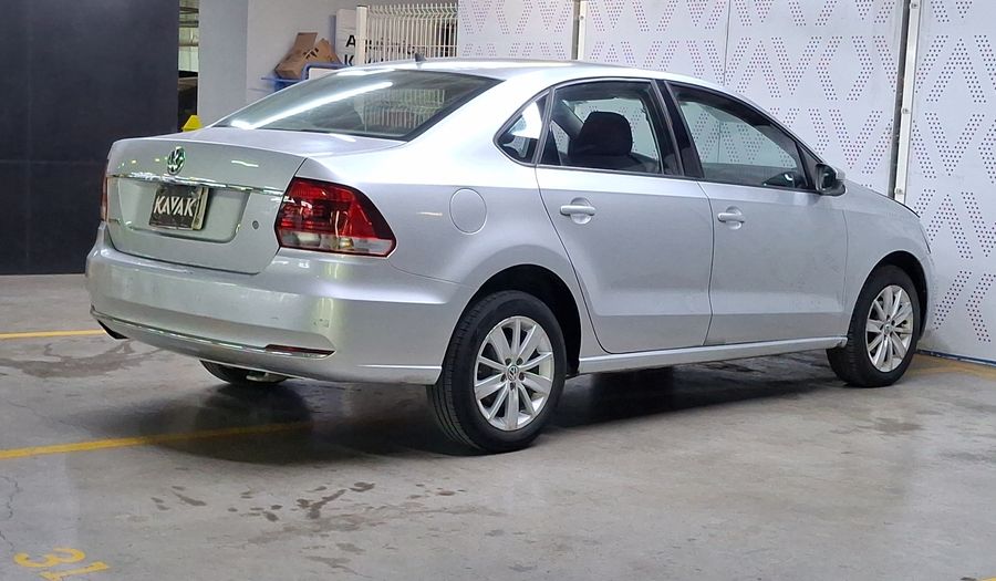 Volkswagen Vento 1.6 COMFORTLINE TIPTRONIC Sedan 2018