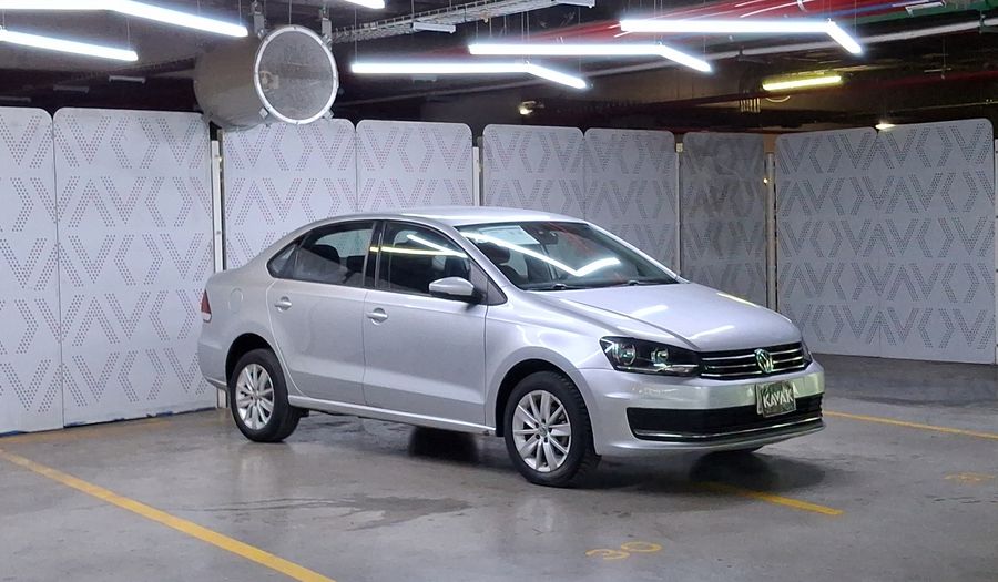 Volkswagen Vento 1.6 COMFORTLINE TIPTRONIC Sedan 2018