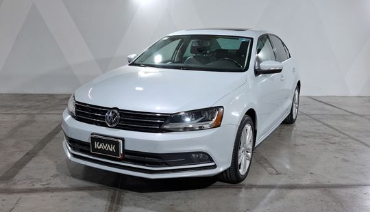 Volkswagen • Jetta