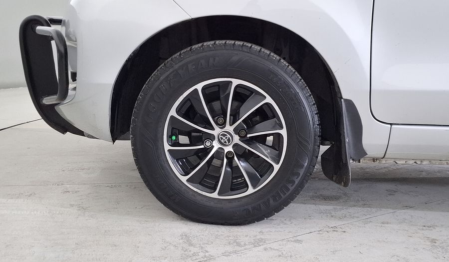 Toyota Avanza 1.5 PREMIUM AT Minivan 2016