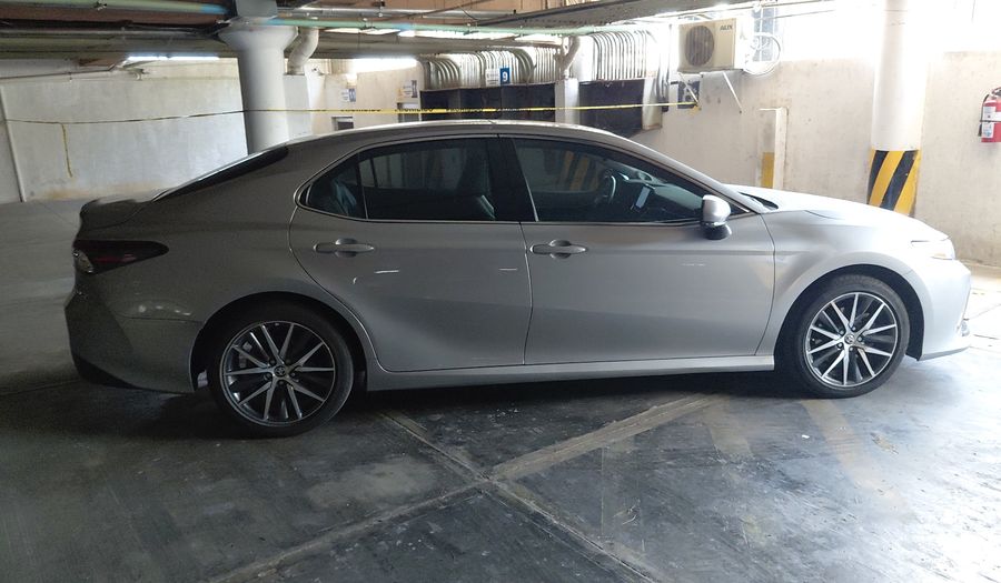 Toyota Camry 2.5 HEV XLE AUTO Sedan 2023