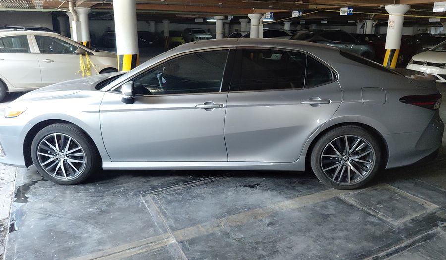 Toyota Camry 2.5 HEV XLE AUTO Sedan 2023