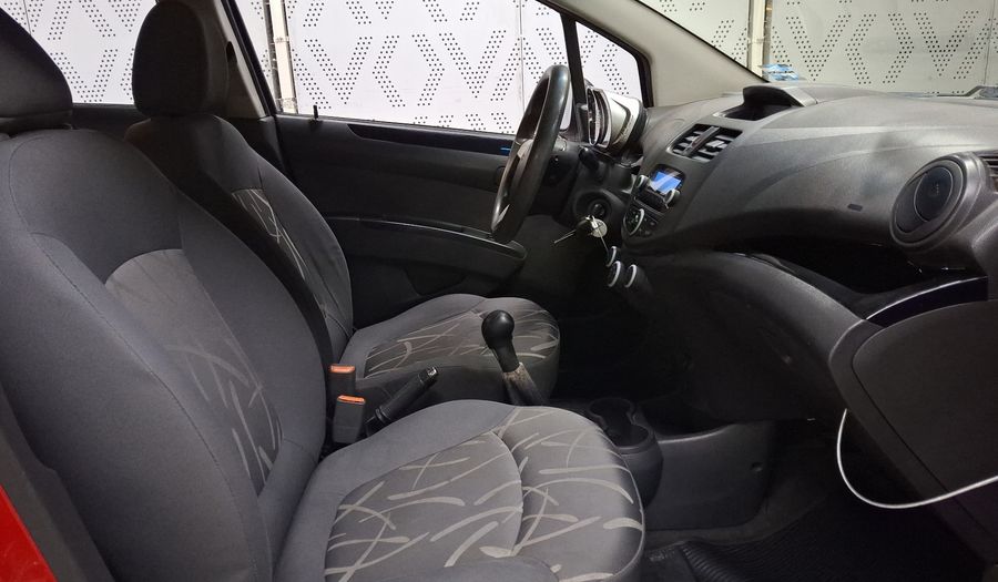 Chevrolet Spark 1.4 LT B MT Hatchback 2016