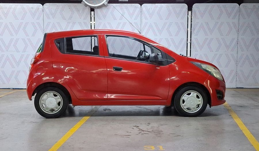 Chevrolet Spark 1.4 LT B MT Hatchback 2016