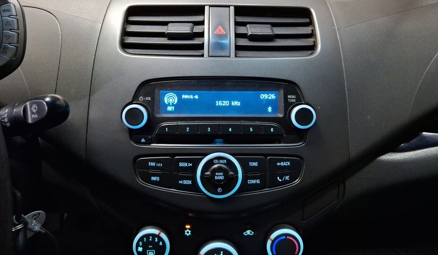 Chevrolet Spark 1.4 LT B MT Hatchback 2016
