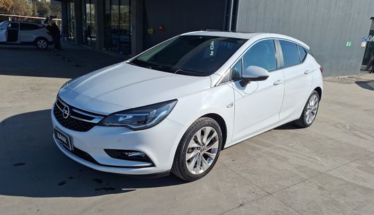 Opel • Astra